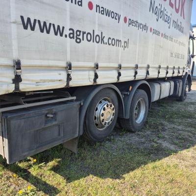 Renault Premium