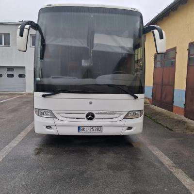 Mercedes-Benz Tourismo RHD L