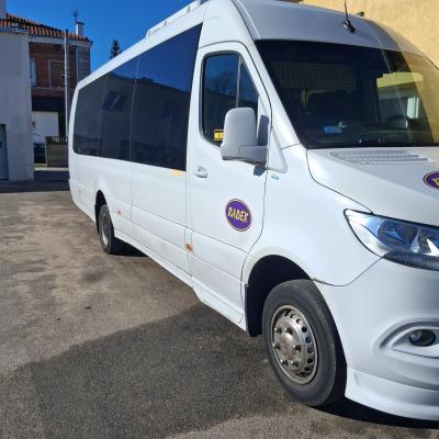 Sprzedam  Mercedes-Benz 2021r. ILOŚĆ MIEJSC 27+8!!