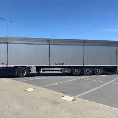 Do przejęcia leasing  NACZEPA RUCHOMA PODŁOGA KNAPEN K100 2015r